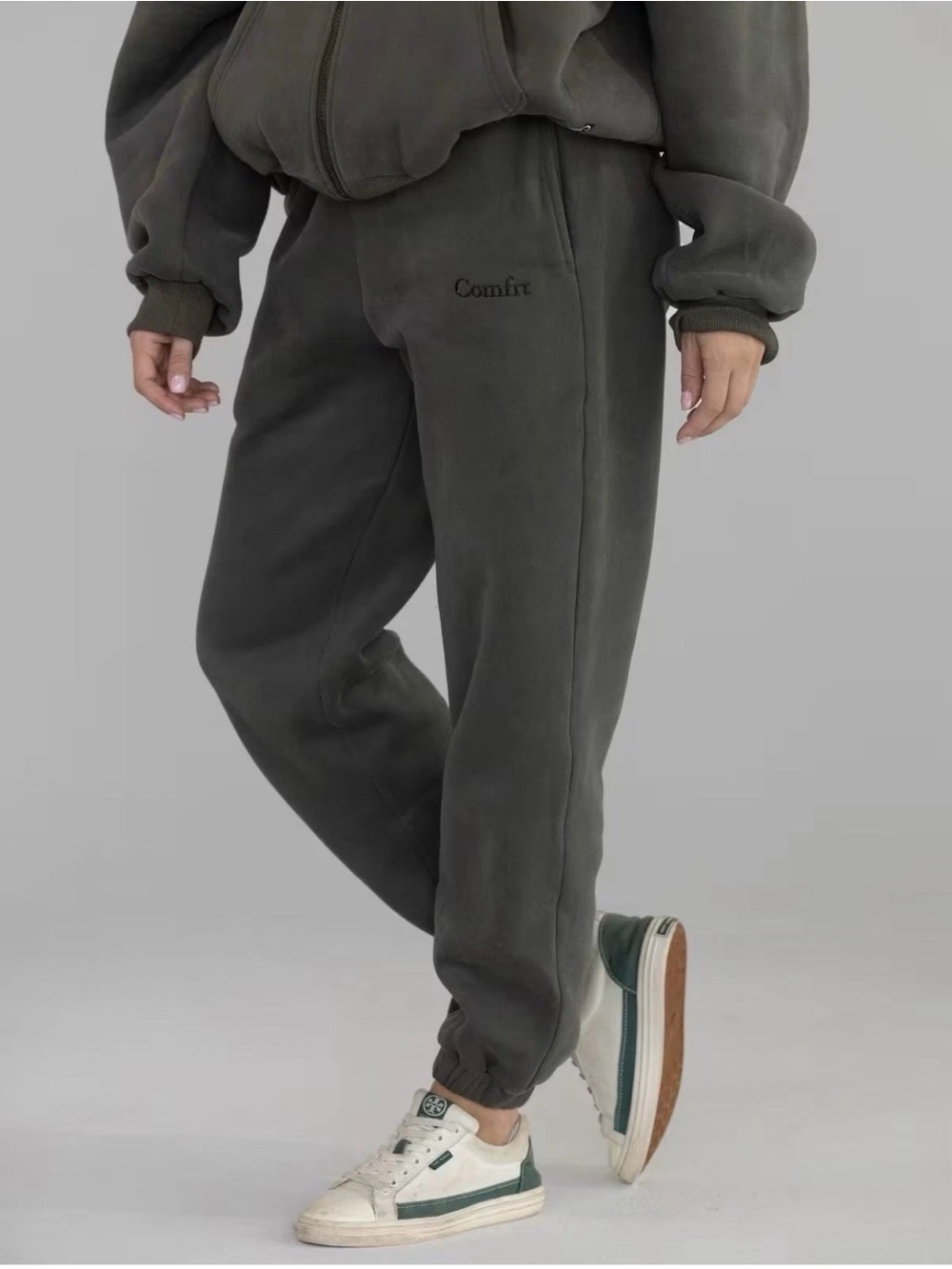 Comfrt Black Unisex Cloud Sweatpants Joggers L EUC Loungewear Travelwear